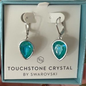 Drop In Earrings, Laguna DeLite Crystal Touchstone Crystal Swarovski - stunning!